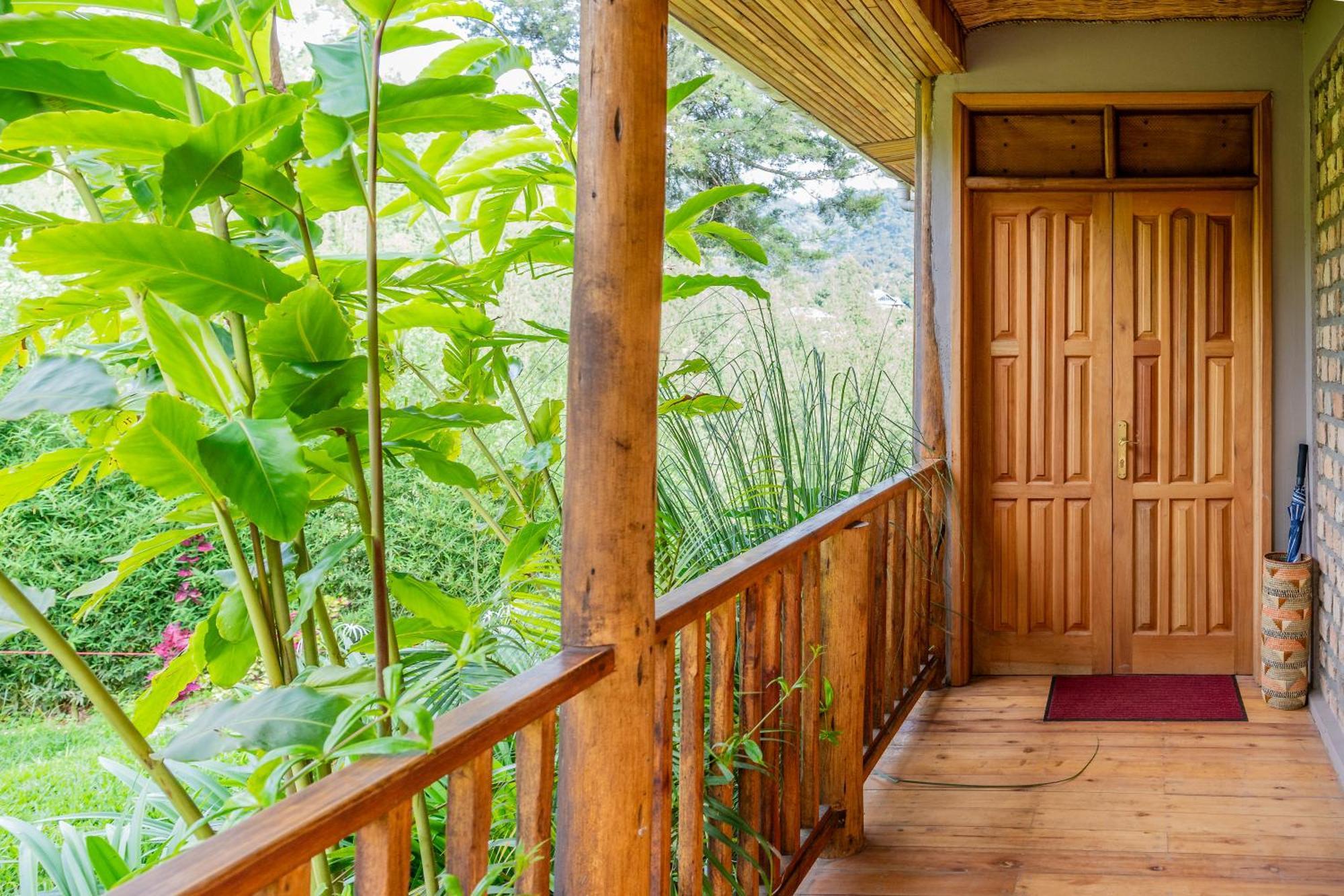 Gorilla Leisure Lodge Kisoro Exterior foto